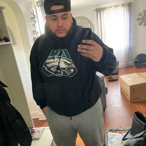 Meet your Posher, Eric